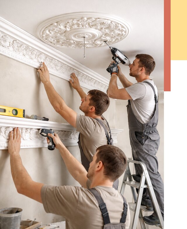 Монтаж лепнины на потолок в Жигулевске от 3238 руб. быстро и недорого | ОТДЕЛОЧНИК-Жгл